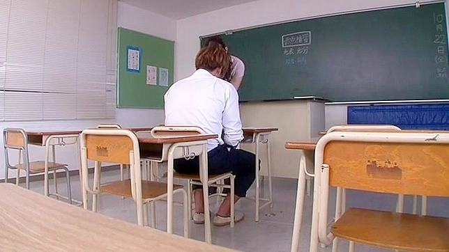 Unforgettable Lessons with a Hot Teacher in Japan