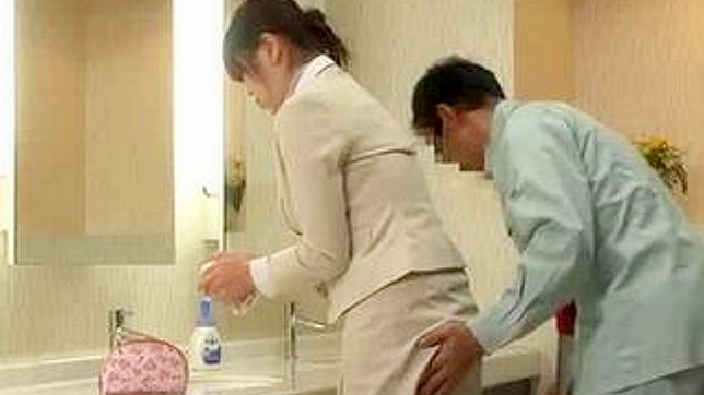 Receptionist Secret Shower Encounter in Japan