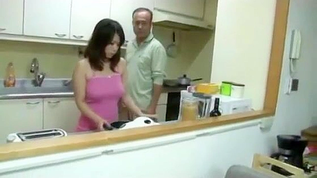 Taboo Family Affair - DIL An Shinohara Secret pleasure with father-in-law while hubby reads newspaper