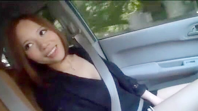 Japan Beauty Ruri Saijo Sensual Blowjob in Car