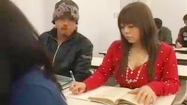日本 教室で同級生に触られた巨乳女子校生が犯される