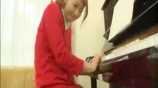Surprise Sex With Oriental Pianist