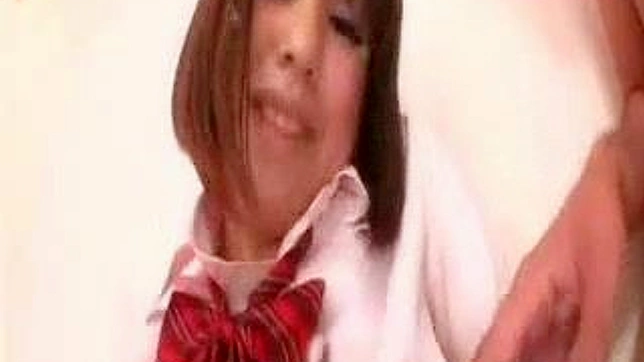 JAV 女子校生が巨根で濡れ乱交する