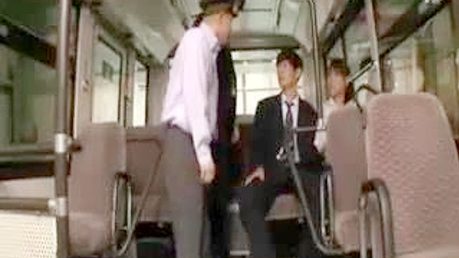 無邪気な日本人女子学生、間違ったバスに乗る