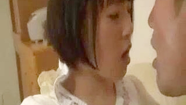 Mistakenly let in, her JAV girl secret revealed