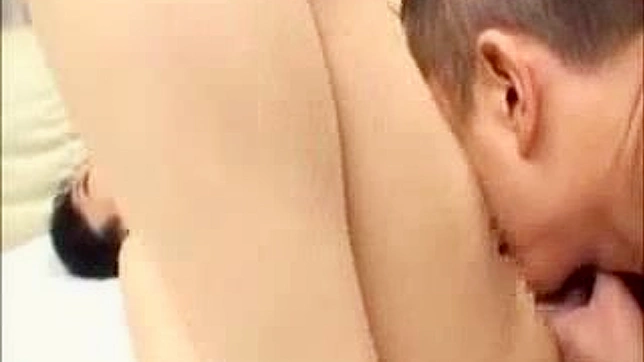 Asians Girlfriend Sizzling Ass in Porn Video