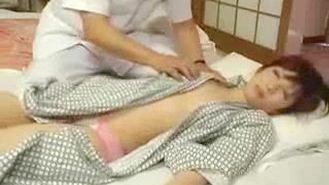 Sensual Oriental Massage Leads To Mind-Blowing Sex