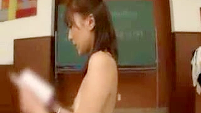 エッチな先生の全裸レッスン - 日本のポルノビデオ