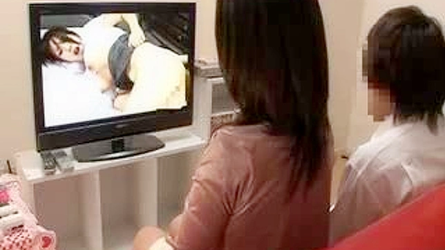MILF Secret Affair with Neighbor goes Public in Japan Porn Video