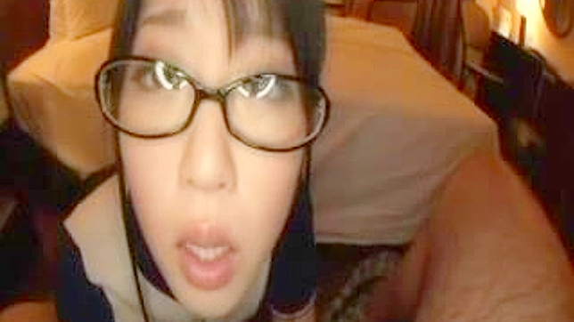 Girl in Glasses Gets Blown in Motel