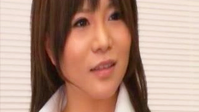日本の巨乳熟女が職場でパウンドされる