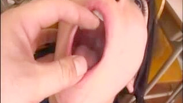 Cum Swallowing Schoolgirl in Japan