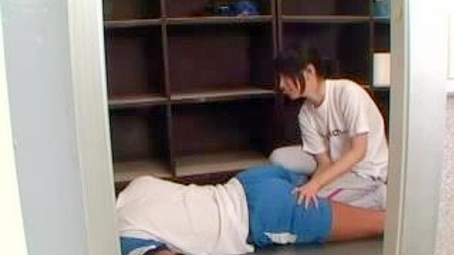 JAV Tekoki Massage With Teen in Shorts