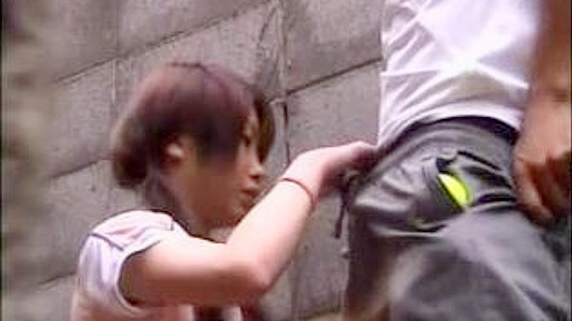 東京の10代の秘密の性生活が盗撮テープで暴露される