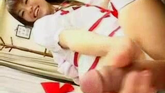 UNCENSORED 日本のポルノビデオで熱い看護婦が患者を犯す