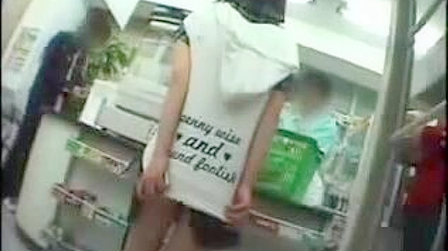 スーパーマーケットの誘惑 - 日本少女の秘密の欲望が暴かれる