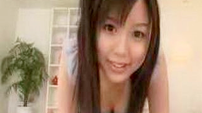 Sexy Oriental Chick Gets Naughty on Camera