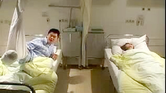 いたずらナース、日本の病院で秘密の情事