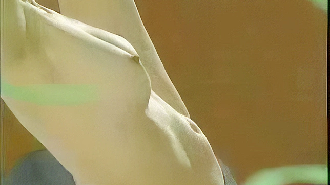 クレイジーな日本の女子体操チームが全裸でオリンピックの練習に励む