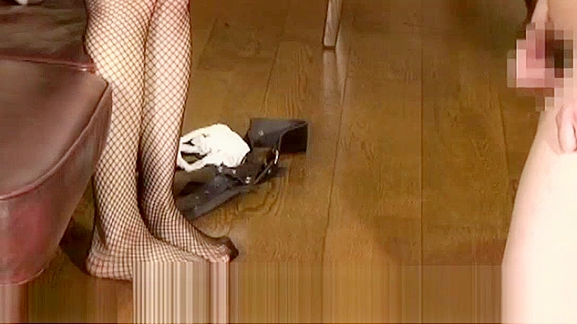 日本のフェティッシュ・スクール-貞操帯を使ったハードコア・スパンキング