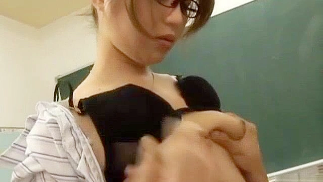 Japanese MILF Teacher's Lingerie Blowjob & Doggy Style Cumshot