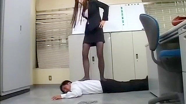Japanese Boss Gives Foot Fetish Office Job with Nylons