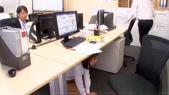 Public Blowjob by Hot MILF Ayami Shunka in Office