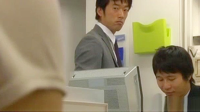 Japanese Office Lady Yuki Ooe's Naughty Cumshot Blowjob and Fisting