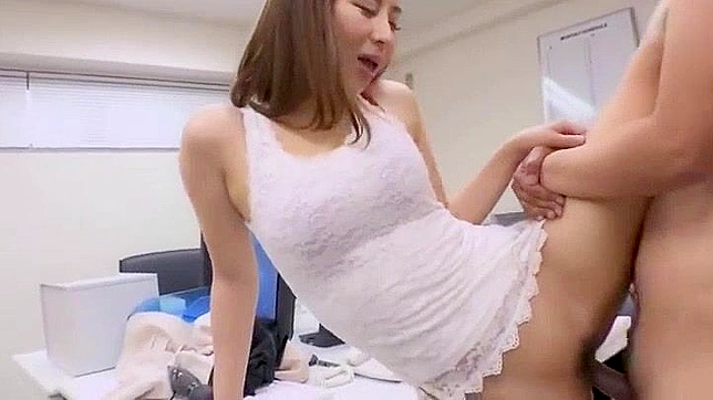 Japanese Office Lady Blows & Fucks Her Boss with Shaved Paipan