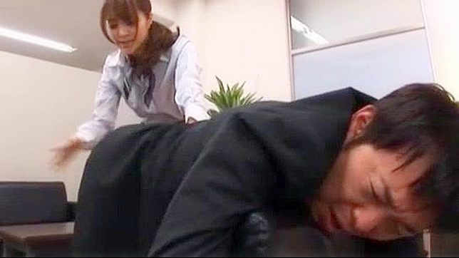 日本熟女みひろの変態オフィス・セックス（フェラ、足フェチ、顔面騎乗付き