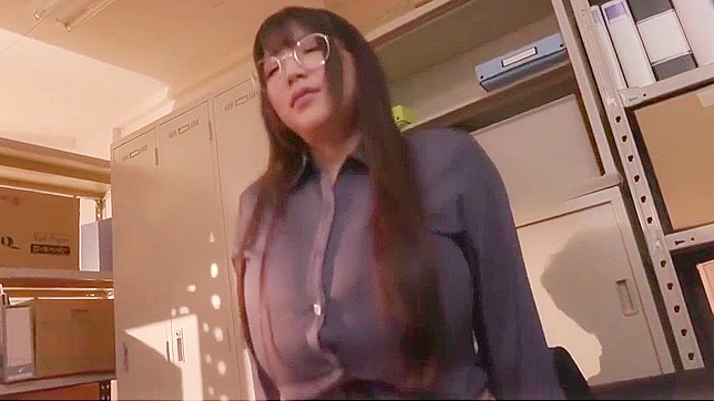 Japanese MILF with big tits in SDDE-703 kimono, hairy pussy & office sex