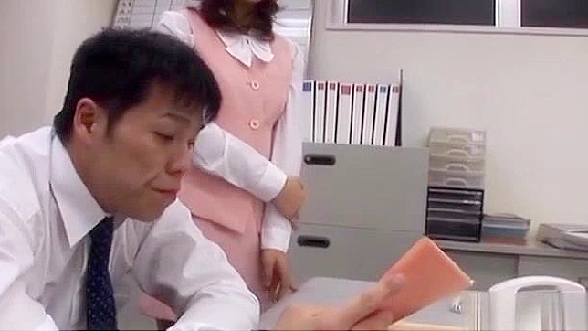 Japanese Office Lady Gets Banged in Stockings with Cumshot and Squirting