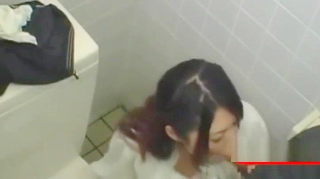 Japanese Office Lady's Squirting Cunnilingus in the Toilette