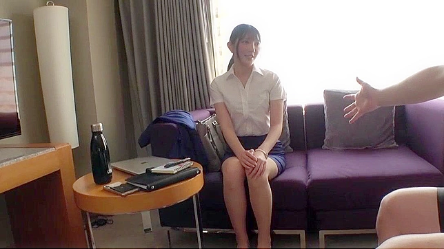 Japanese Amateur Office Lady's Uncensored  Sex with Suit Guy