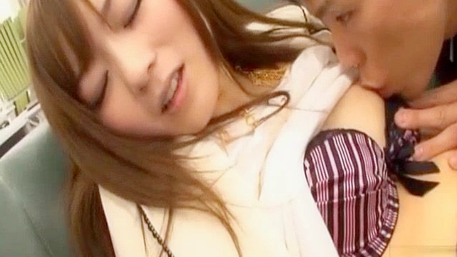 Japanese Office Lady's Cunnilingus and Blowjob in Lingerie