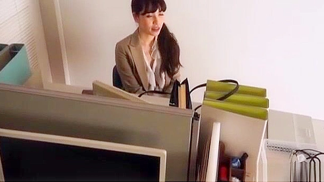 Japanese MILF Kamiyama Nana's Mind-Blowing Blowjob Skills in the Office!