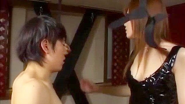 日本のポルノビデオ - フェラチオとフットフェチとクンニリングス