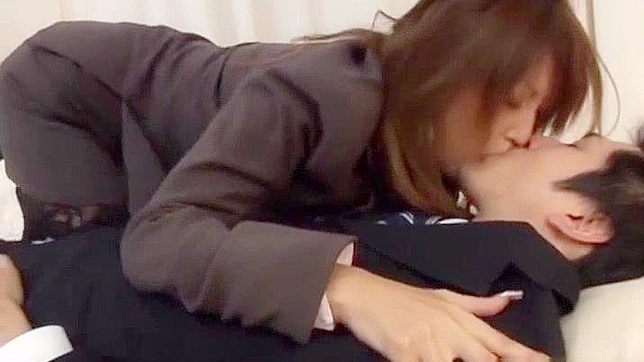 Japanese Office Lady Kaede Matsushima's Superb Hardcore Blowjob, Creampie and Cunnilingus