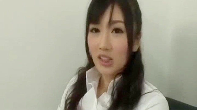 Japanese Fetish Footage - Stinky Office Lady's Sole Seduction