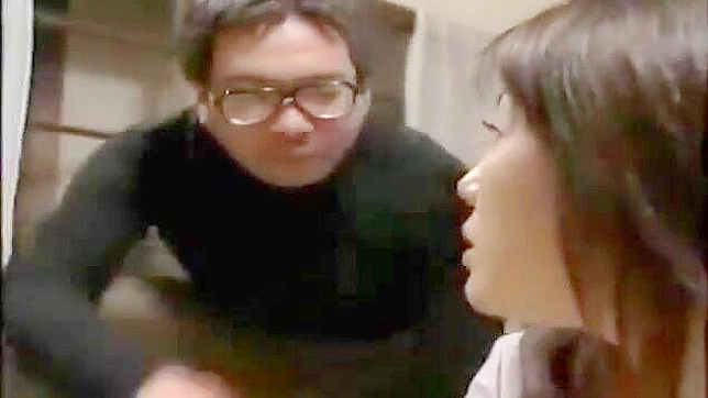 Japanese Schoolgirl's Orgasmic Response to Prolonged Pussy Licking   XXX