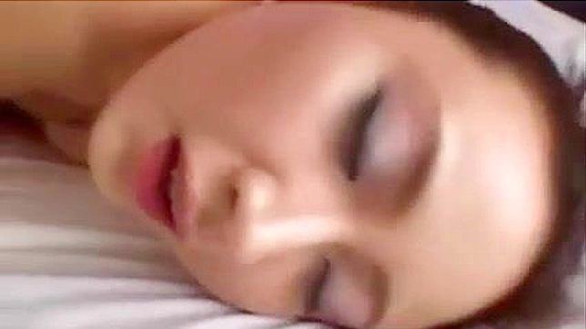 Japanese beauty with succulent lips pleasures tiny penis  must-watch XXX