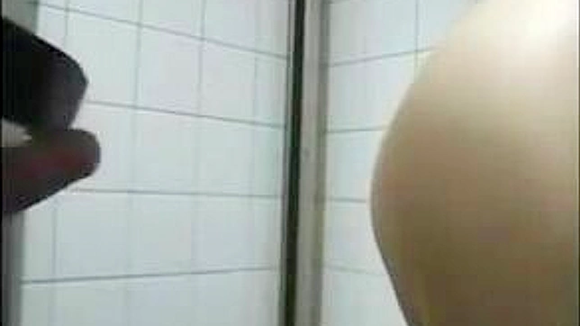 Japanese Amateur's Steamy Bathroom Romp Goes Viral!