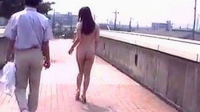 Naughty Japanese Babe Exposes Her Nakedness in Public: XXX Video.