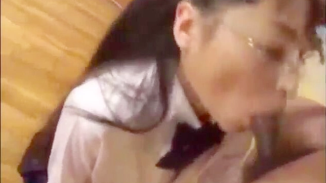Japanese Hot Girl Sucking and Slobbering on a Huge Cock!