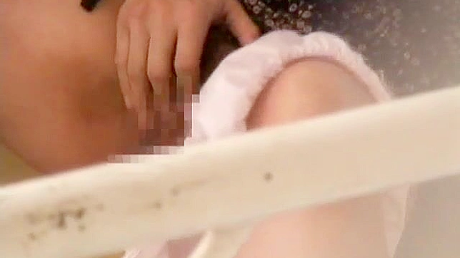 Mature Japanese Seductress - Outdoor Masturbation with an Orgasmic Finish