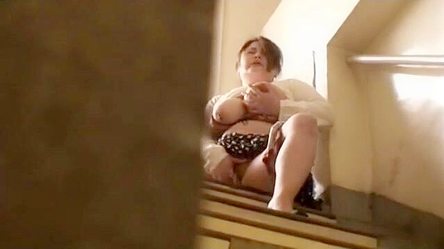 Mysterious MILF Mesmerizes with Balcony Bliss, Orgasmic Dreams Unleashed