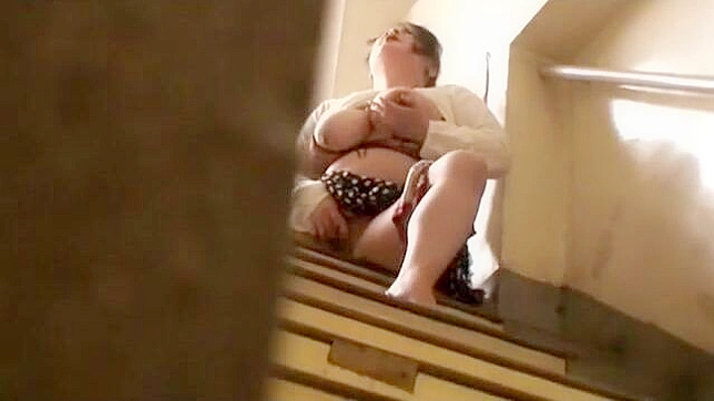Mysterious MILF Mesmerizes with Balcony Bliss, Orgasmic Dreams Unleashed