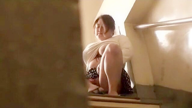Mysterious MILF Mesmerizes with Balcony Bliss, Orgasmic Dreams Unleashed