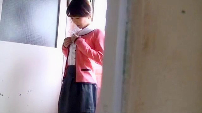 Japanese MILF's shocking display of public passion earns explosive climax