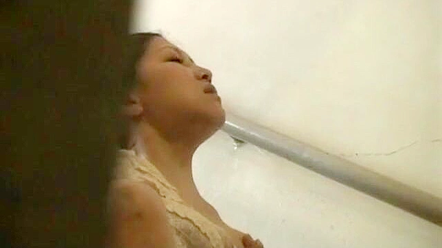 Japanese mature woman getting absolutely wild, letting go of all inhibitions on the balcony.